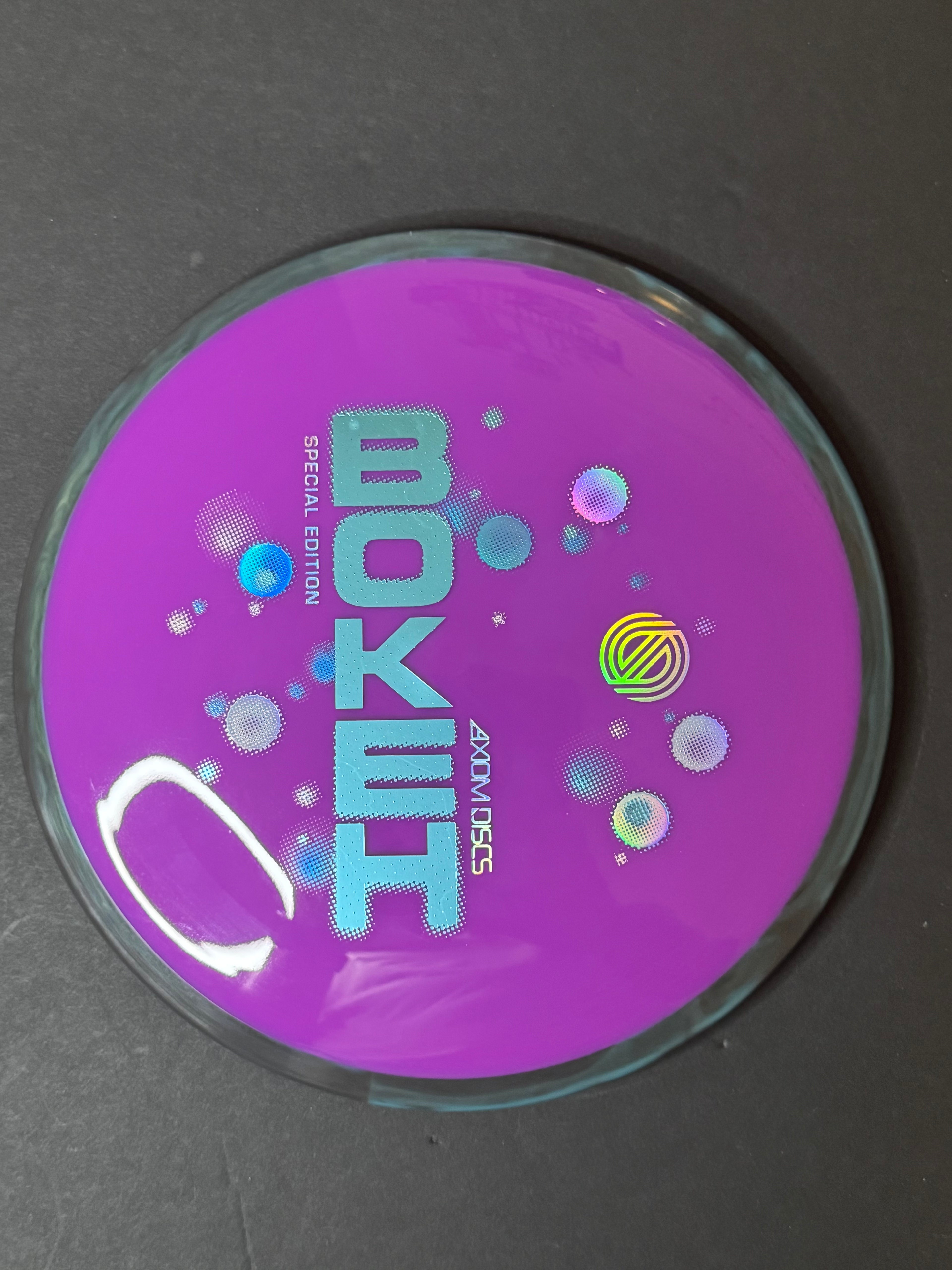 Axiom Nuetron Bokeh
